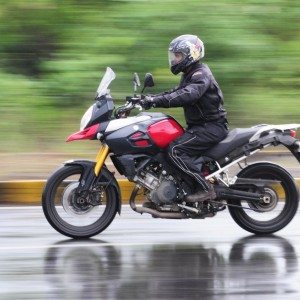 Suzuki V Strom