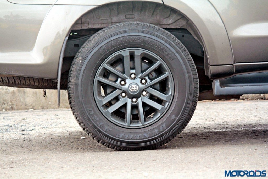 2015 Toyota Fortuner 3.0 4x4 AT wheel