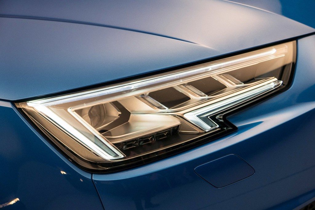 2016 Audi A4 Headlamp