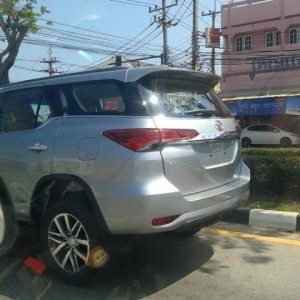 Toyota Fortuner spied