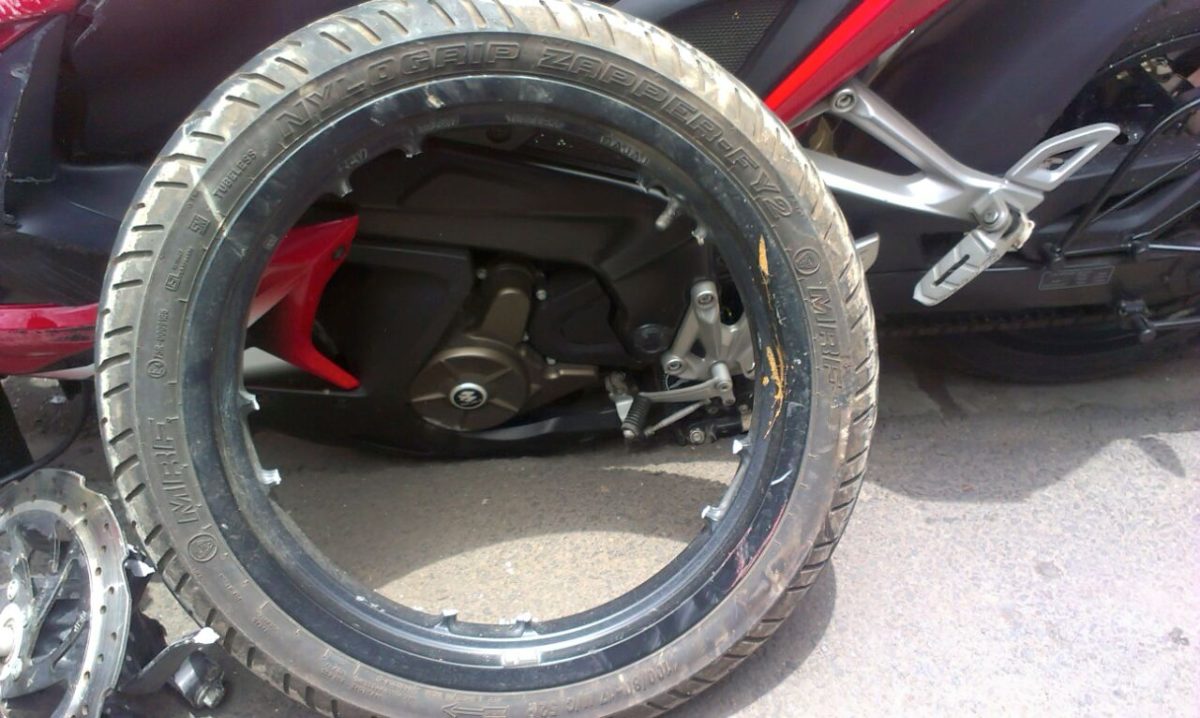 Bajaj Pulsar RS Accident