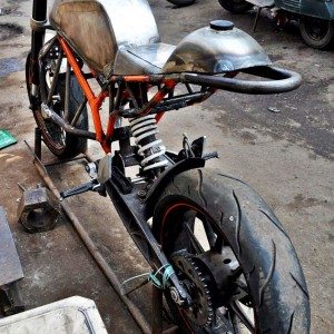 Custom Built RD KTM Duke