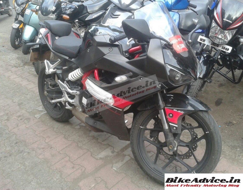 Hyosung-GD250R-spyshot-in-India