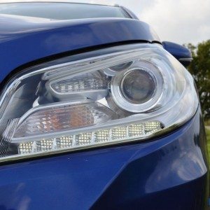 Maruti Suzuki S Cross Headlamps