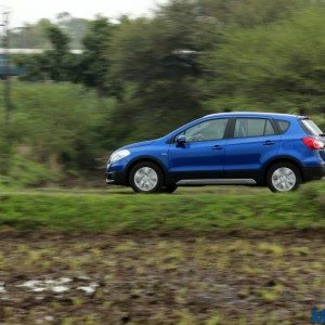 Maruti Suzuki S Cross side