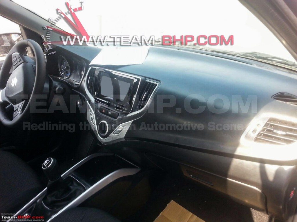 Maruti YRA Interior (1)