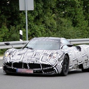 New Pagani Huayra test mule spied