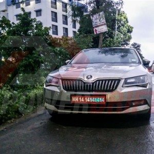 Skoda Superb spied in India