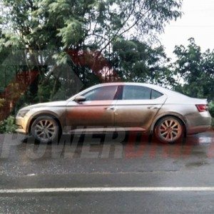 Skoda Superb spied in India