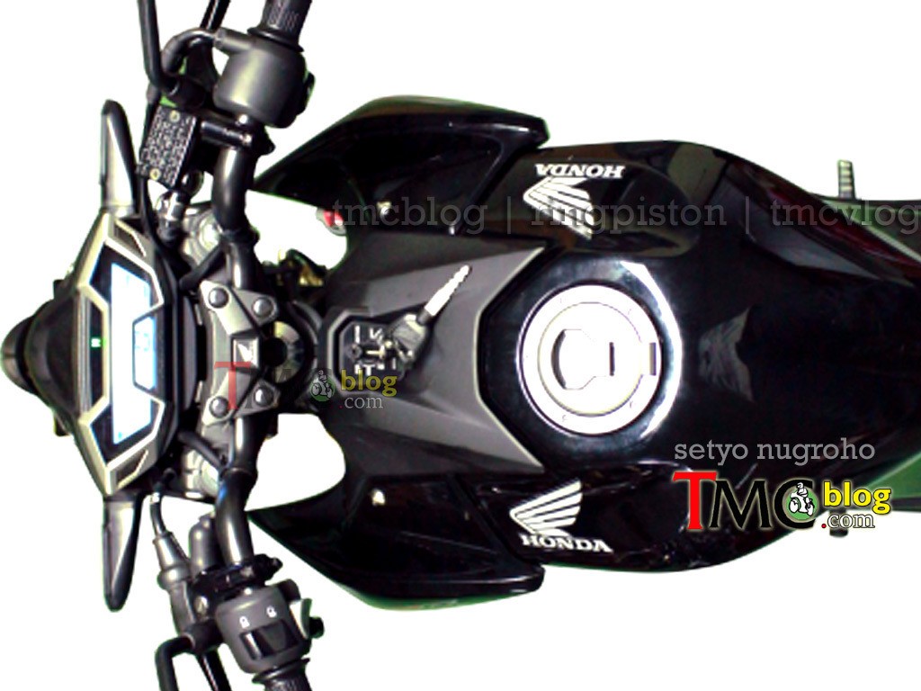 Upcoming-2016-Honda-CB150R- Leaked Images - 2