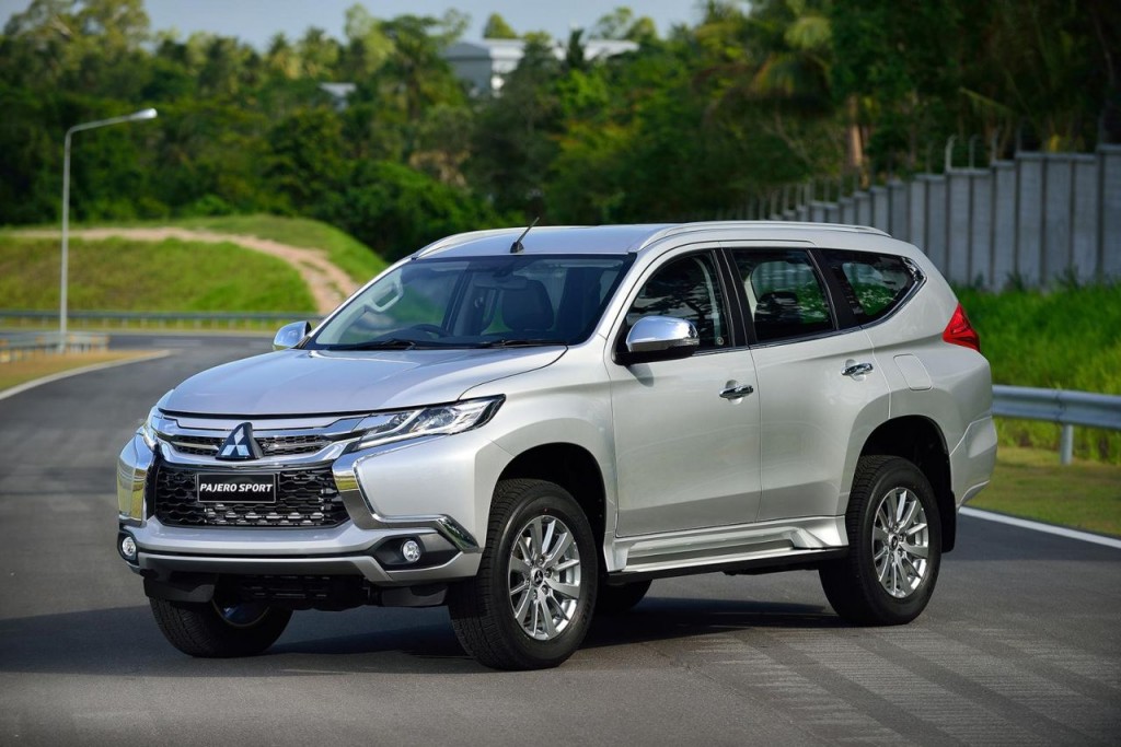 2016-Mitsubishi-Pajero-Sport-37