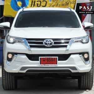 Toyota Fortuner Bodykit