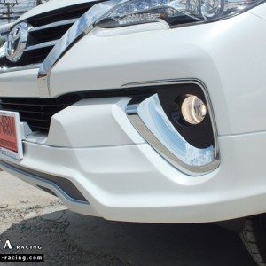 Toyota Fortuner Bodykit