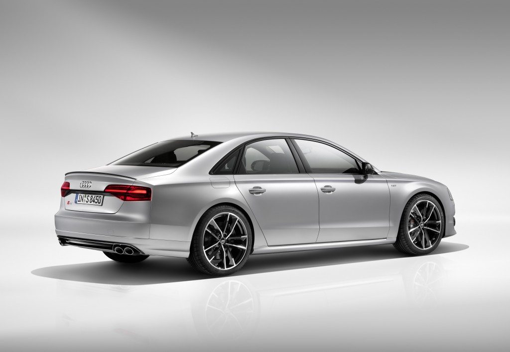 Audi S8 Plus (15)