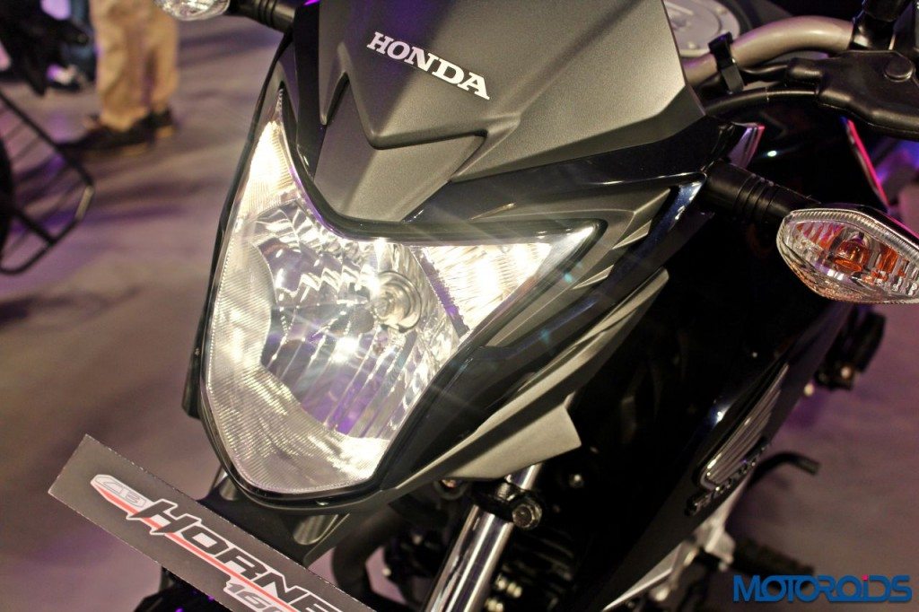 Honda CB Hornet 160 - RevFest 2015 (12)