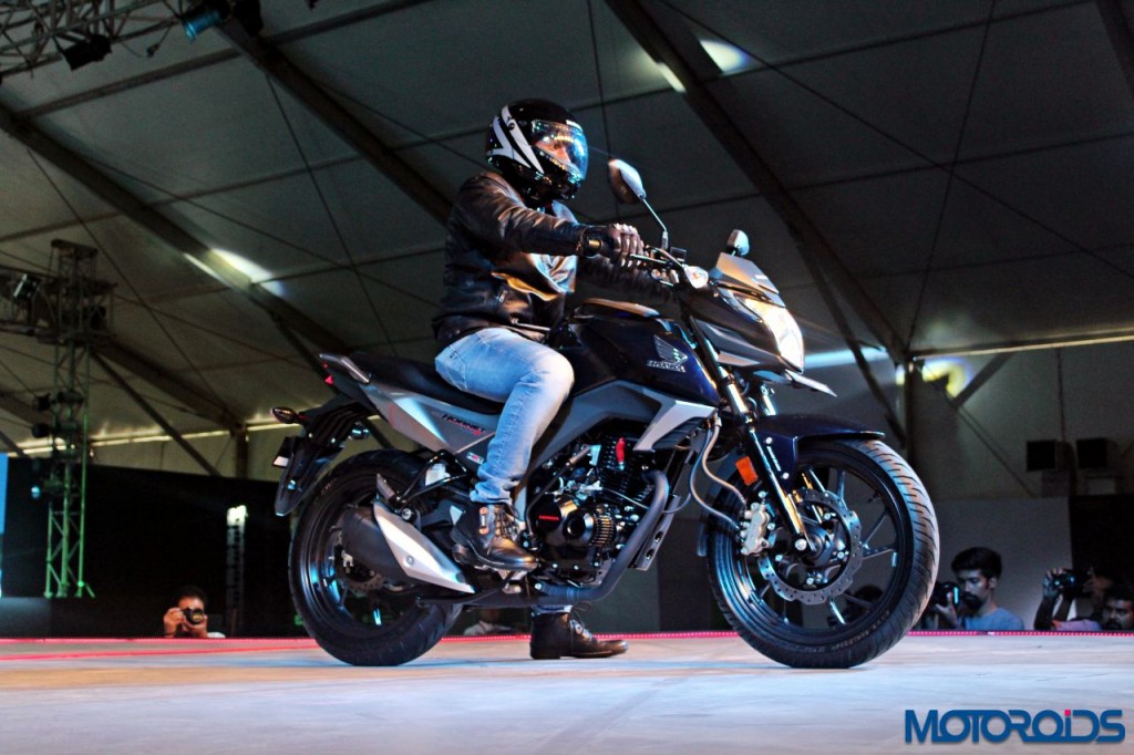 Honda CB Hornet 160 - RevFest 2015 (42)