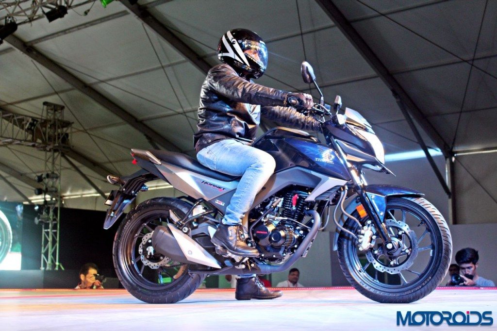 Honda CB Hornet 160 - RevFest 2015 (54)