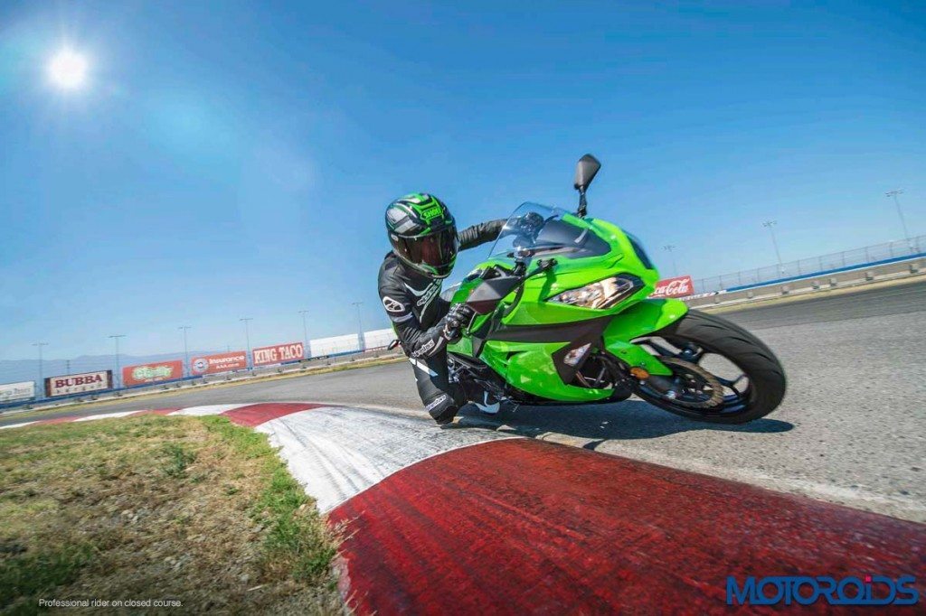 Kawasaki-Ninja-300 - 2