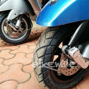 Vespa SXL Spied