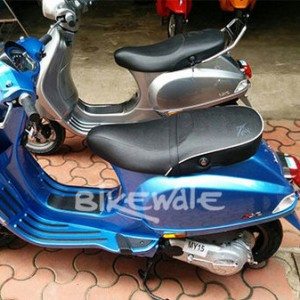 Vespa SXL VXL Spied