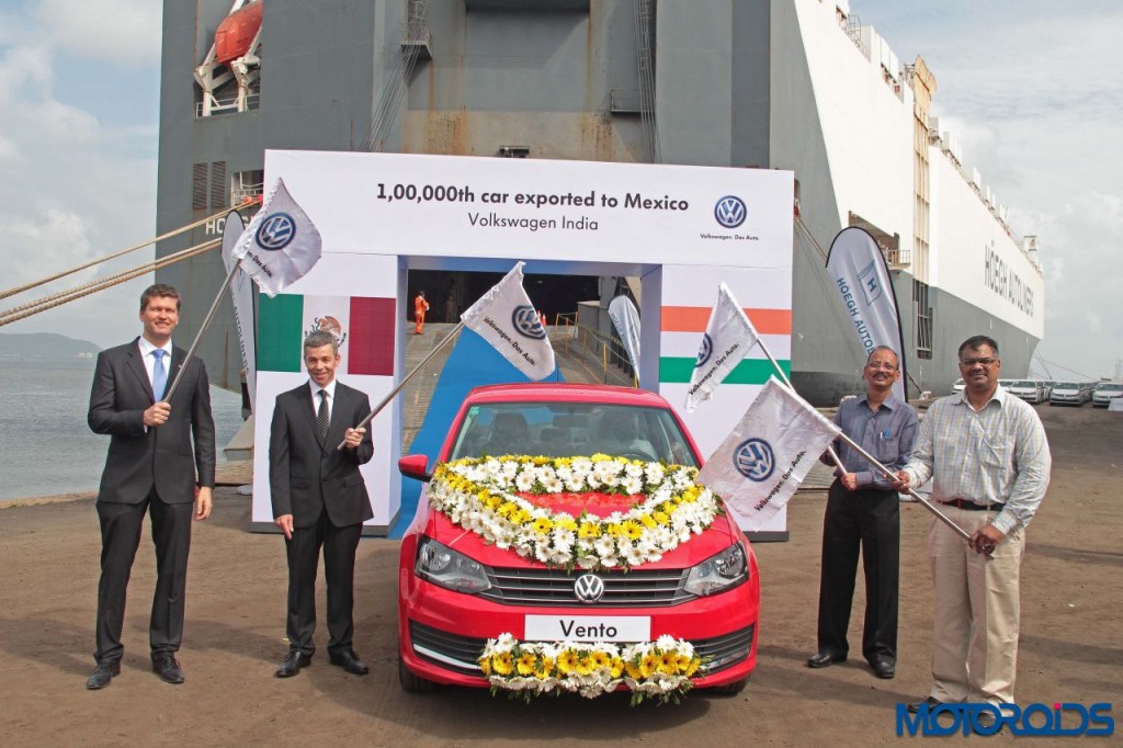 Volkswagen flags off the 100000th car to Mexico (1)