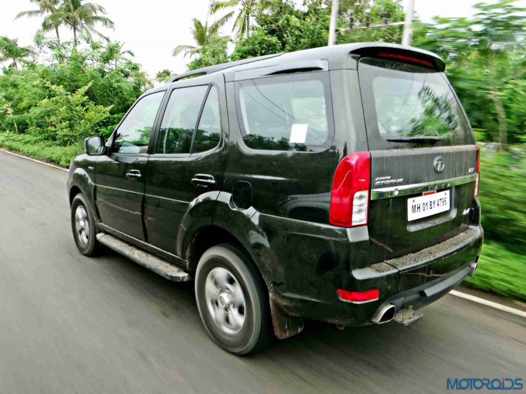 2015 Tata Safari Storme (18)