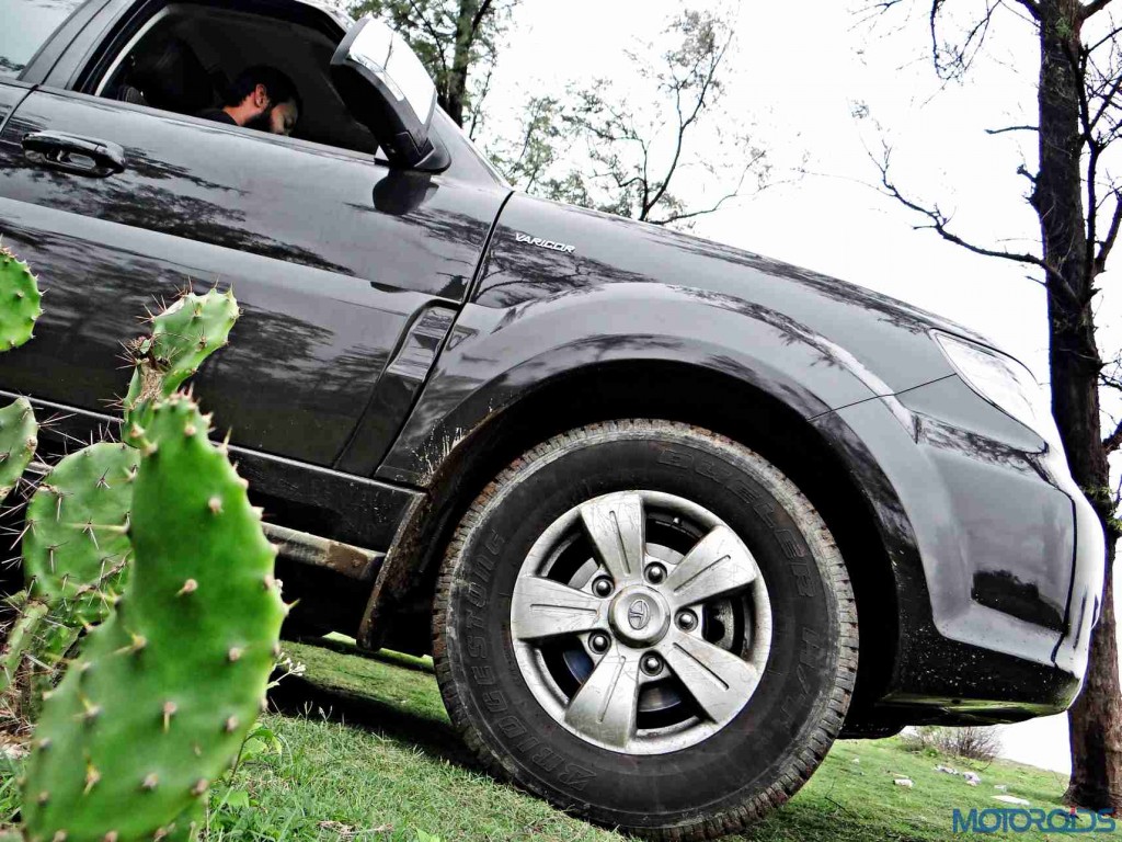 2015 Tata Safari Storme (19)