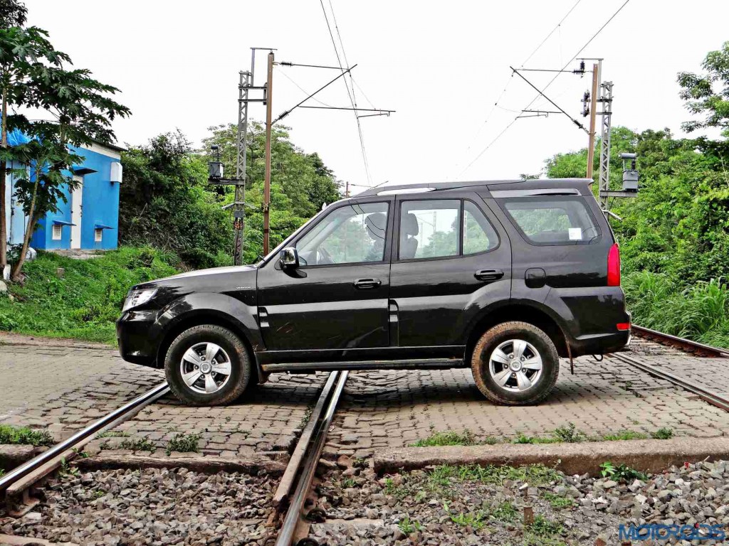 2015 Tata Safari Storme (6)