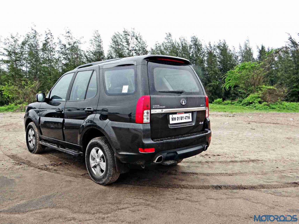 2015 Tata Safari Storme (9)