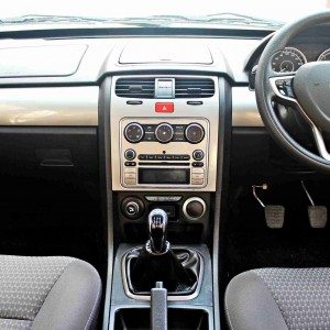 Tata Safari Storme interiors