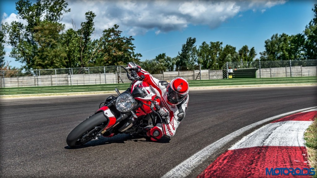 2016 Ducati Monster 1200 R (27)