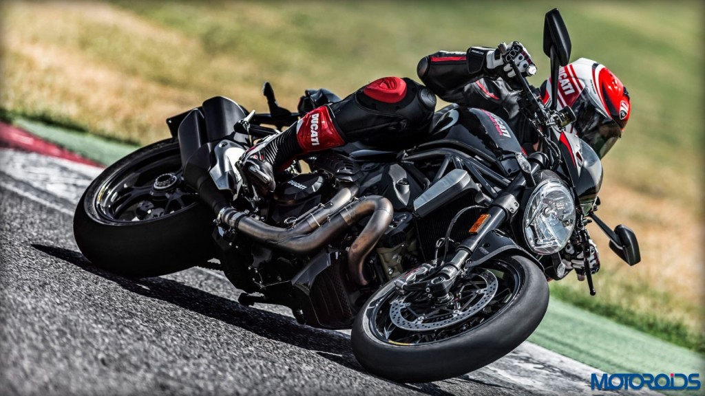 2016 Ducati Monster 1200 R (35)