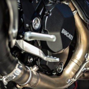 Ducati Monster  R
