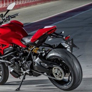 Ducati Monster  R