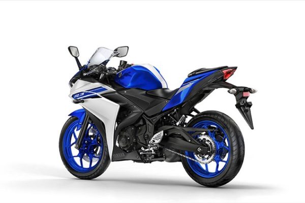 Yamaha R