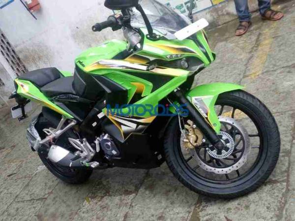 Bajaj Pulsar RS Cutom Paintjob