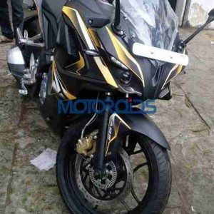 Bajaj Pulsar RS Cutom Paintjob