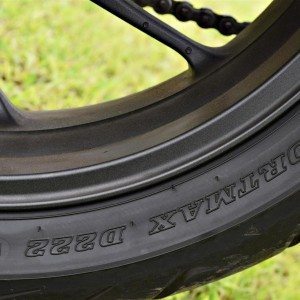 Honda CBRF Dunlop tyres