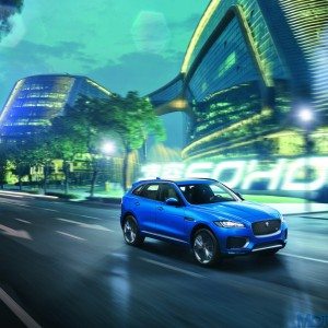 Jaguar F Pace