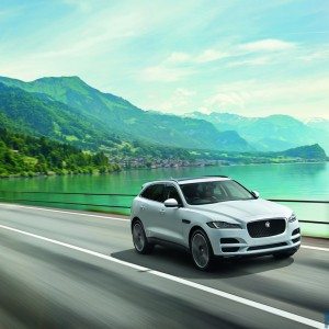 Jaguar F Pace