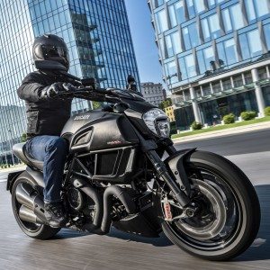 MY Ducati Diavel Carbon