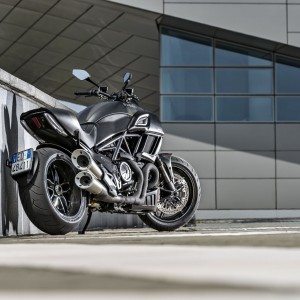 MY Ducati Diavel Carbon