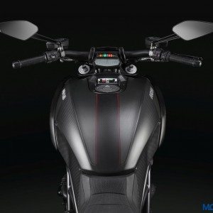 MY Ducati Diavel Carbon