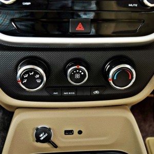 Mahindra TUV  ac controls