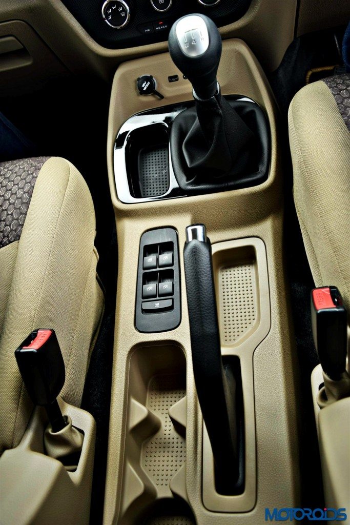 Mahindra TUV 300 interior images (11)