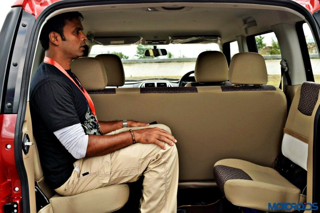 Mahindra TUV300 jump seats