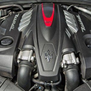 Maserati Quattroporte GTS engine