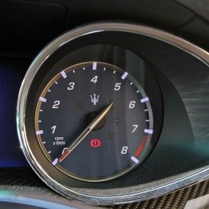 Maserati Quattroporte GTS instrument console