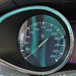 Maserati Quattroporte GTS instrument console