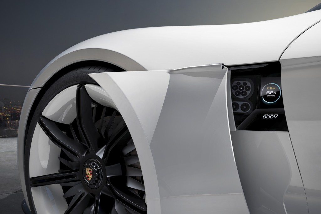 Porsche Mission E Concept (9)